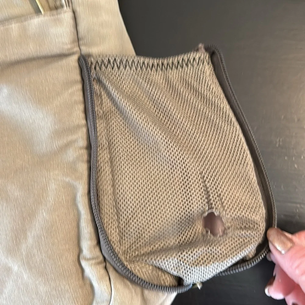 Travelon‎ Tan Crossbody Bag